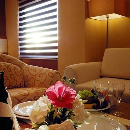 Jaleriz Gaziantep Hotel ภายนอก รูปภาพ